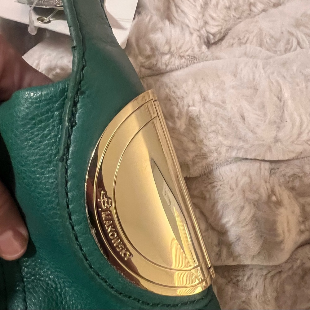 B. Makowsky Green Leather Hobo Bag with Gold Details - Picture 8 of 11